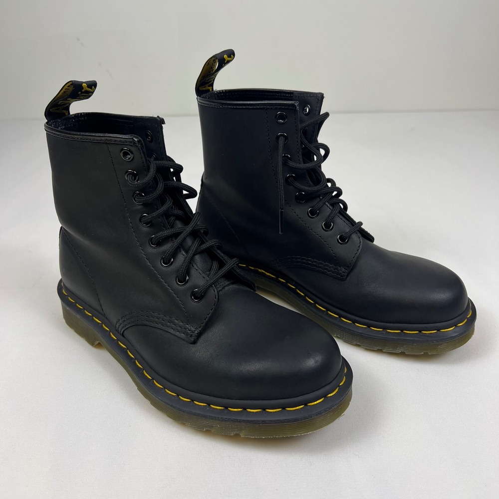 Dr. Martens 1460 8-Eyelet Boot Size 7 US Men Black Leather Good Condition